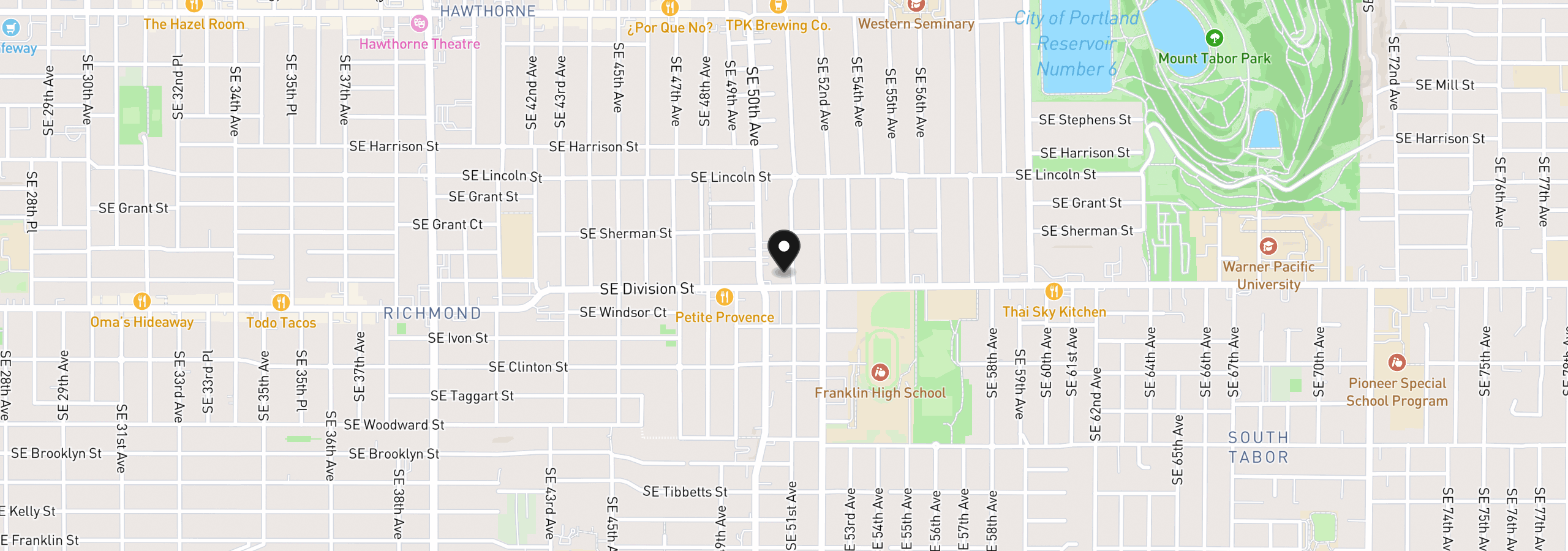 Map showing the location of 2371 SE 51st Ave, Portland, OR 97215