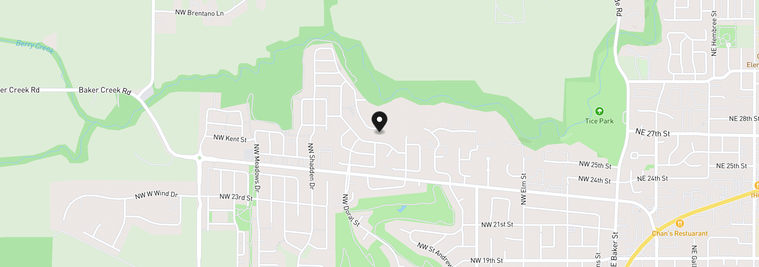 Map showing the location of 2701 NW Pinehurst Dr 01, McMinnville, OR 97128
