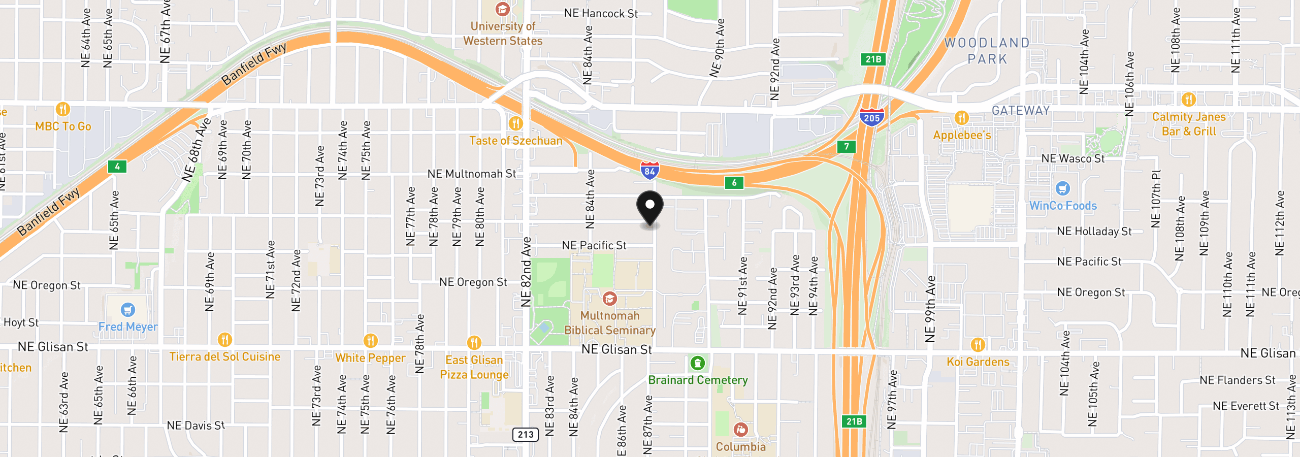 Map showing the location of 8636 NE Holladay St, Portland, OR 97220