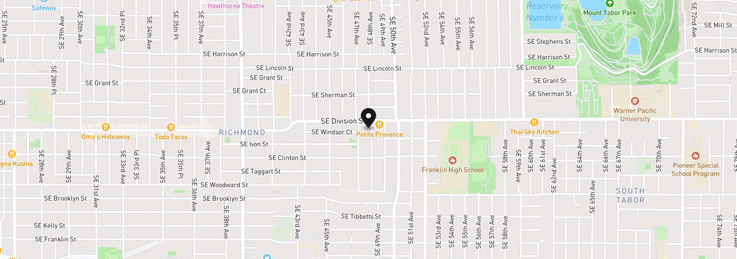 Map showing the location of 2421 SE 48th Ave, Portland, OR 97206