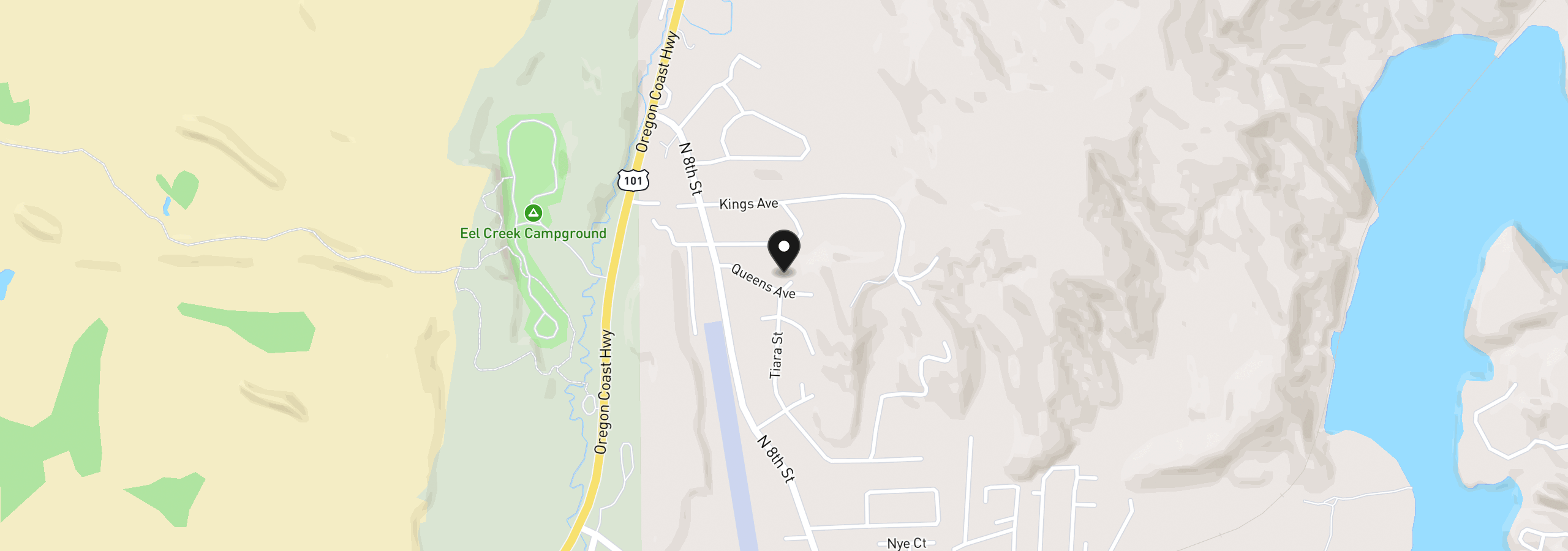 Map showing the location of 600 Queens Ct, Lakeside, OR 97449