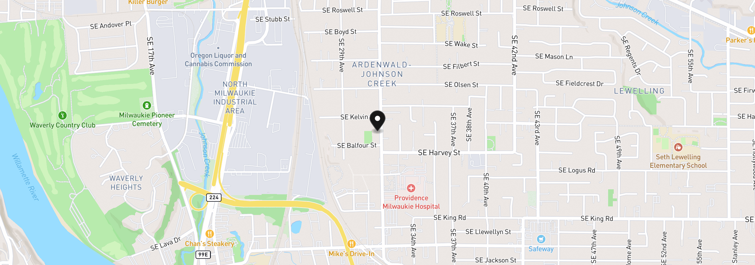 Map showing the location of 9813 SE 32nd Ave, Milwaukie, OR 97222